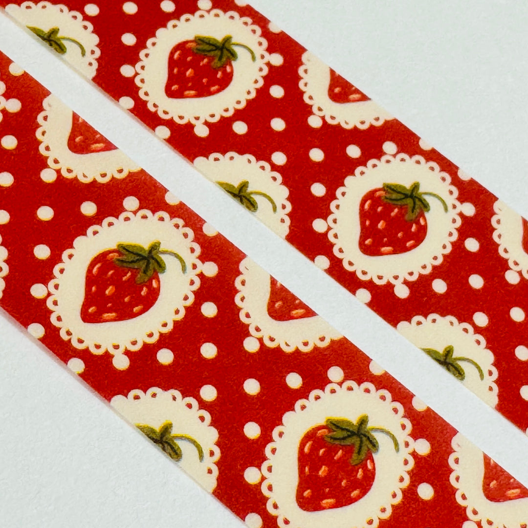 VINTAGE RED STRAWBERRIES On Doilies Washi Tape ~ 1 Roll ~ 15mm x 10m (33 Feet)