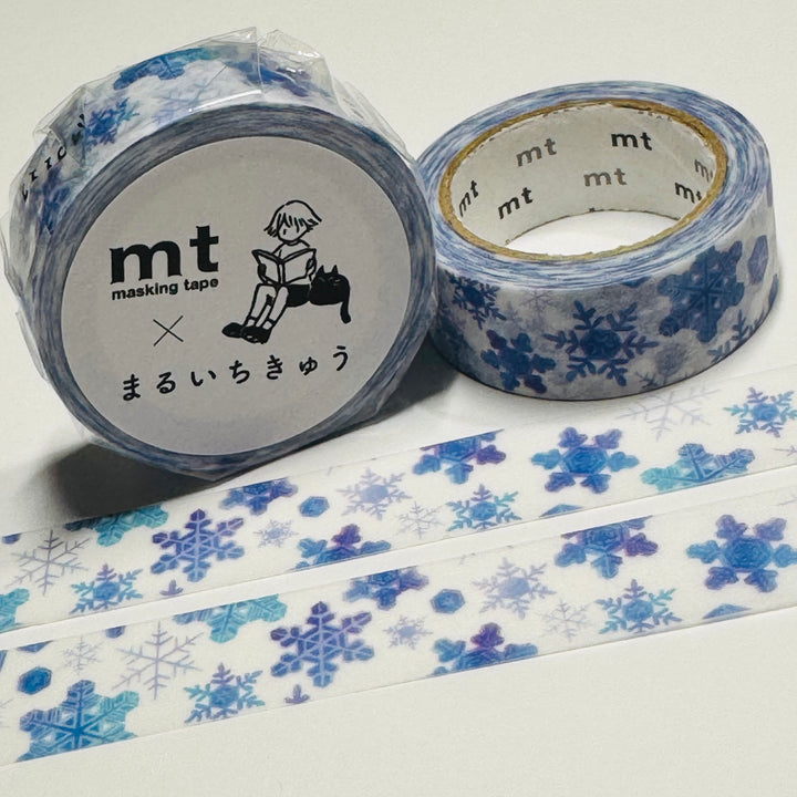 WINTER FALLING SNOWFLAKES by Maruichikyu Mt Washi Tape - 1 Roll  - 15mm x 7m (23 Feet)