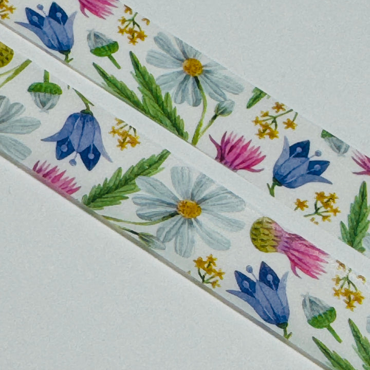 BLUEBELLS AND DAISIES PASTEL FLORAL Washi Tape - 1 Roll - 15mm x 10m (33 Feet)