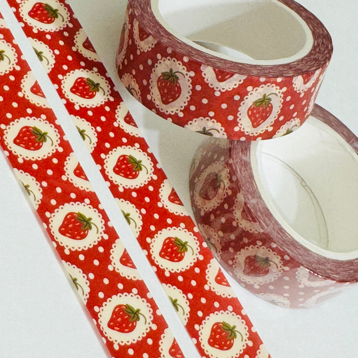 VINTAGE RED STRAWBERRIES On Doilies Washi Tape ~ 1 Roll ~ 15mm x 10m (33 Feet)