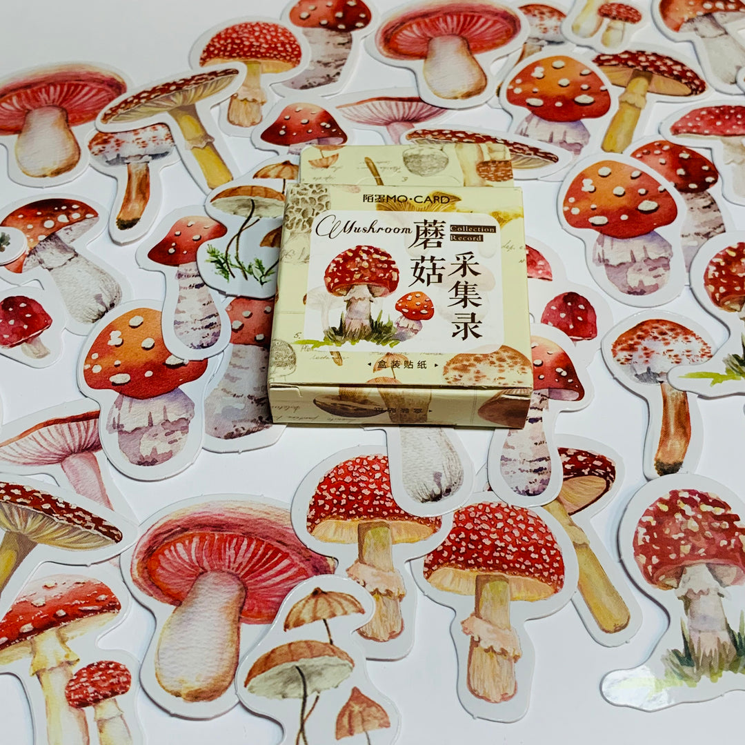 MUSHROOMS And TOADSTOOLS VARIETALS Peelable Stickers  ~ 45 Pieces ~ Each Sticker is Approximately 38mm