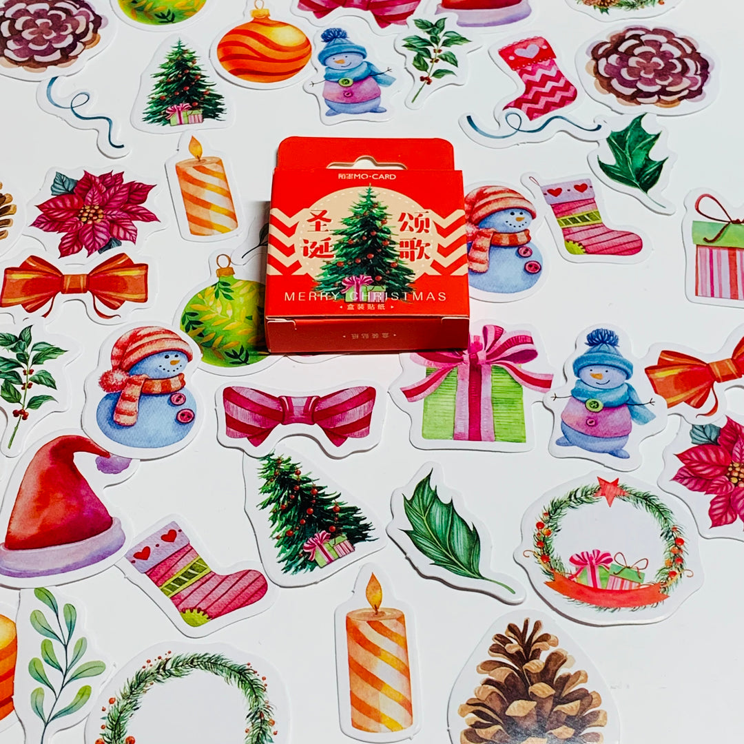 STOCKINGS, CANDLES CHRISTMAS ICONS Peelable Stickers  ~ 46 Pieces ~ Approximately 38mm