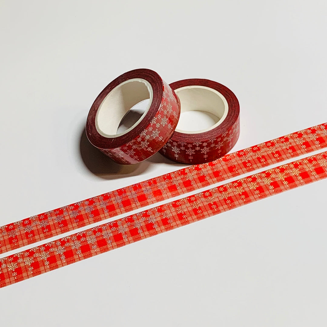 DANGLING SILVER SNOWFLAKES On WINTER PLAID Foil Washi Tape ~ 1 Roll - 15mm x 10m (33 Feet)