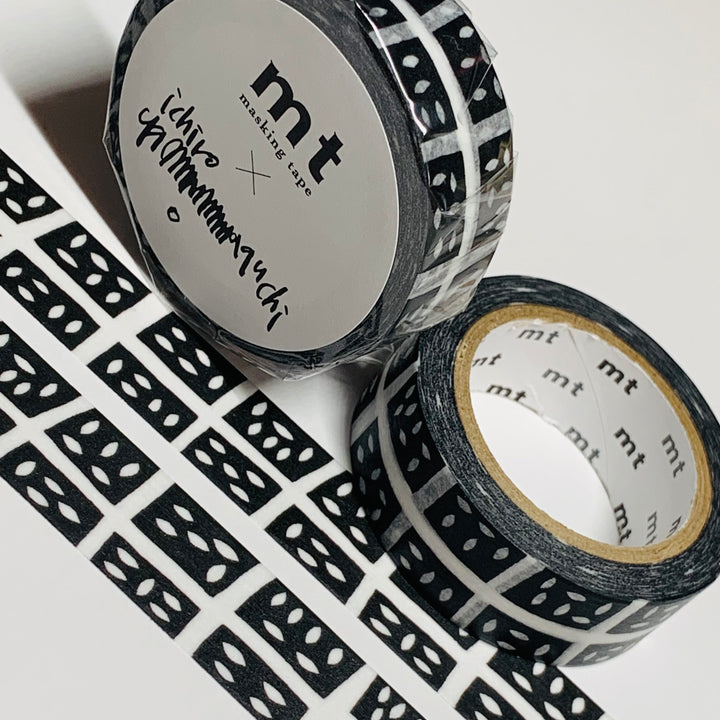 BLACK & WHITE ABSTRACT LEAVES By Ichiro Yamaguchi For MT Washi Tape - 1 Roll